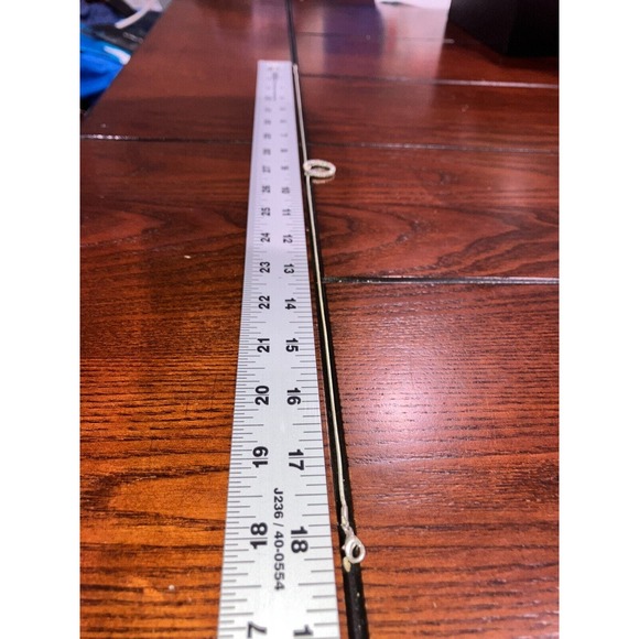 Vintage Avon Nina Ricci Silver-Tone Circle of Life Pendant Necklace! - Picture 8 of 9